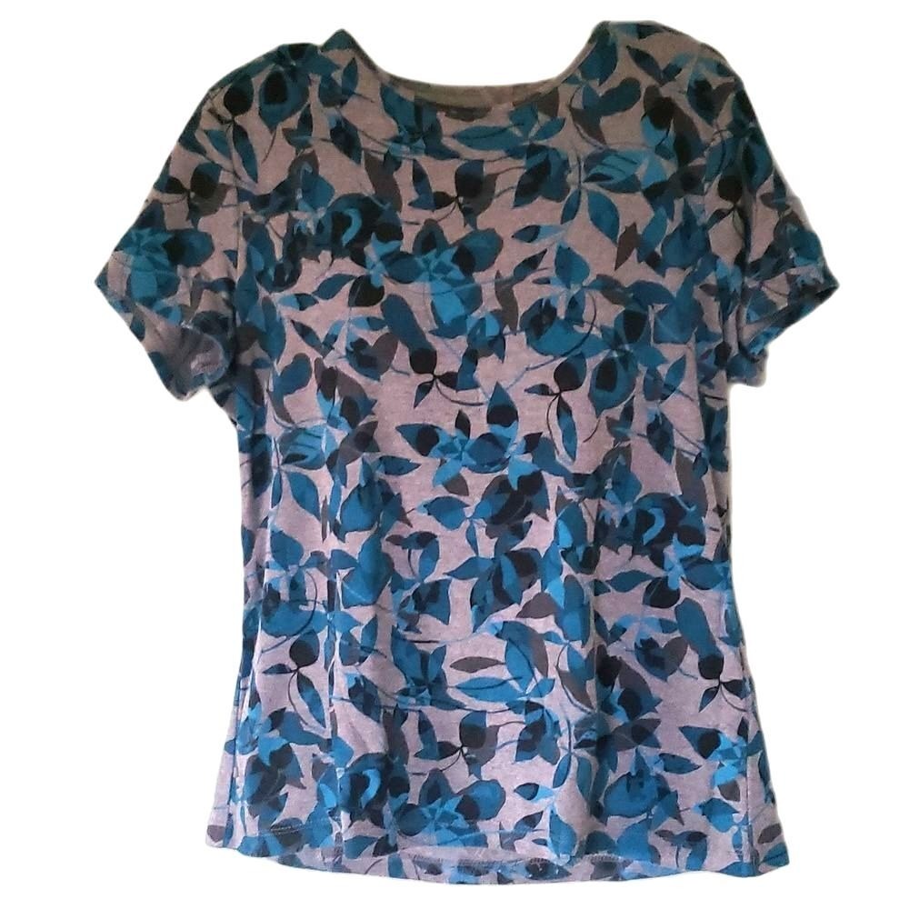 Croft & Barrow Women's Petite Medium Floral Blouse in Blue, Black & Gray
